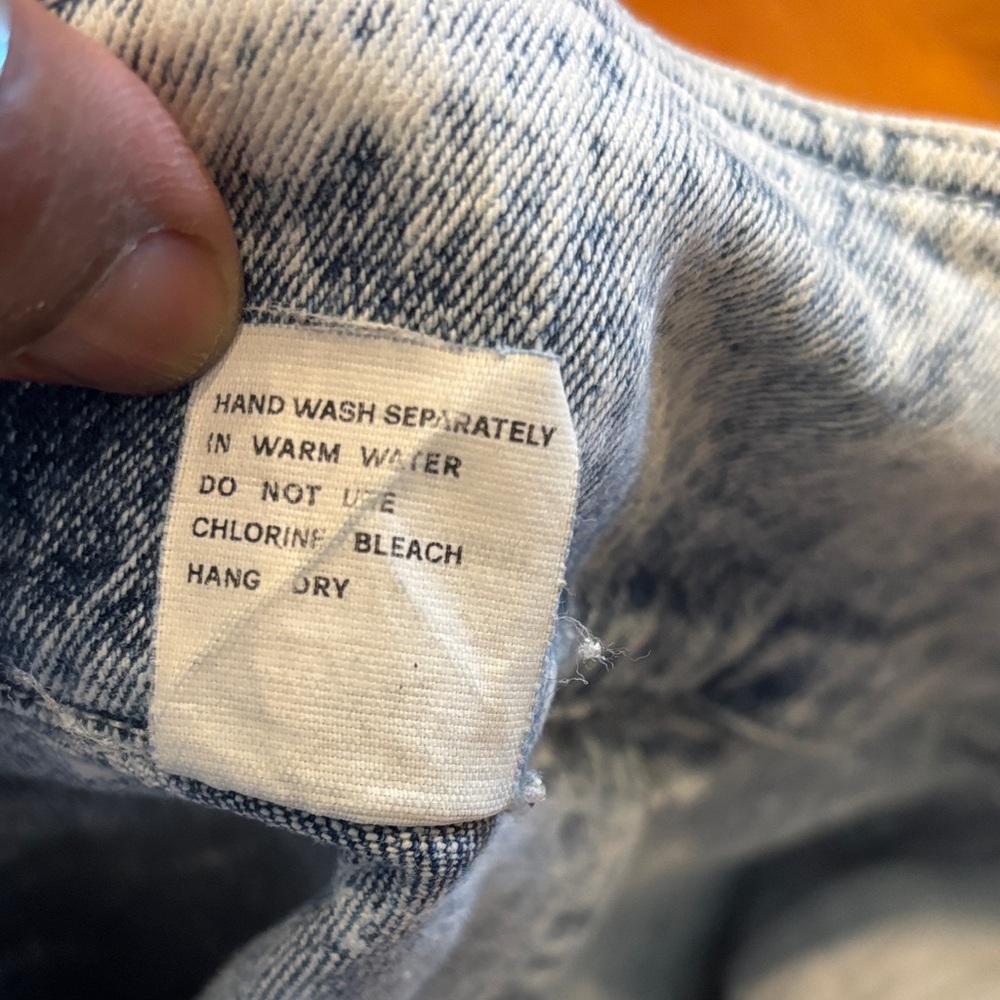 Traffic Light Wash Distressed High-Rise Boyfriend Jeans - Light Blue - Picture 7 of 12